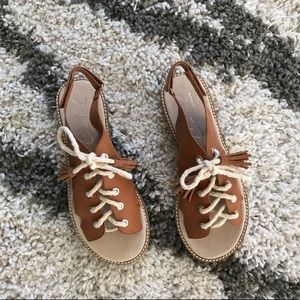 NWT Coolway Lace Up Sandals Size 8.5